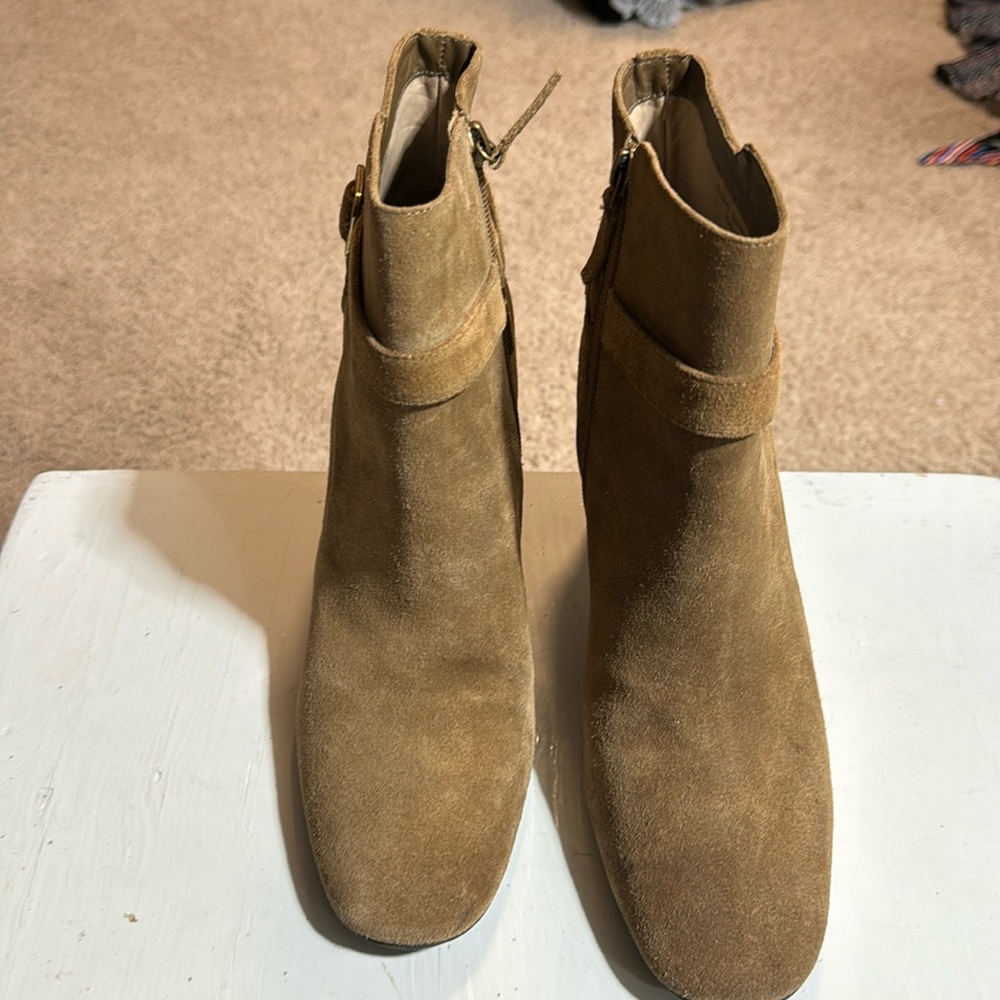 Johnson & Murphy Short Boots